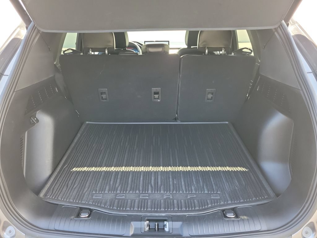 Used 2023 Ford Escape Platinum FWD image 13
