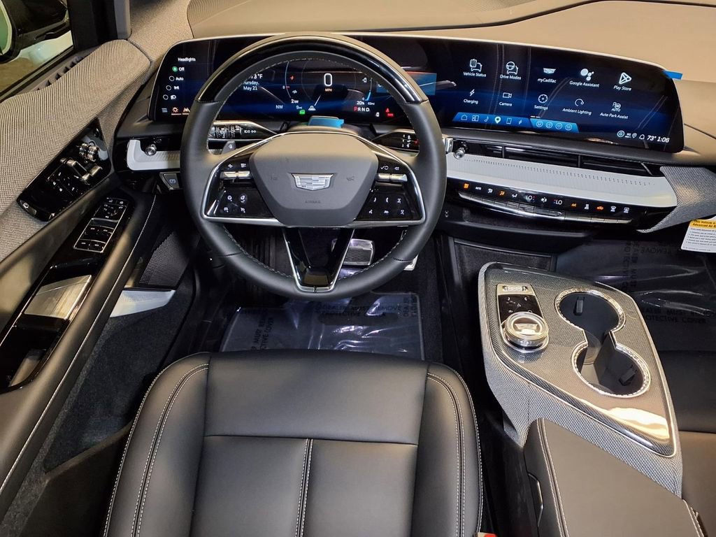 New 2026 Cadillac Optiq Luxury 1 RWD image 14