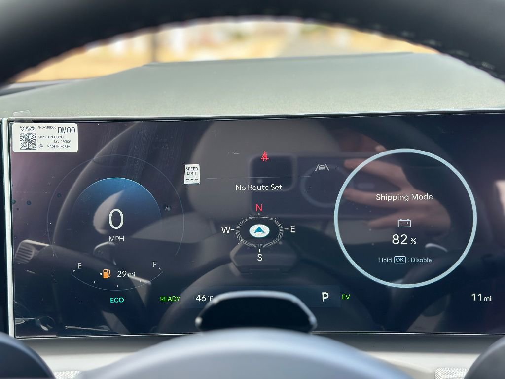 New 2025 Hyundai Tucson Limited image 12