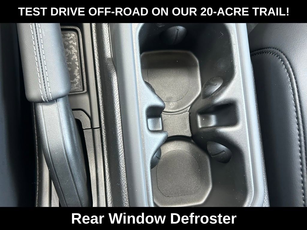 New 2025 Jeep Gladiator Rubicon image 19