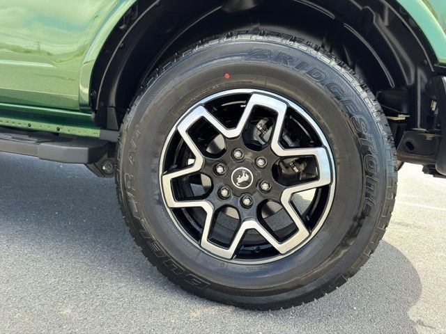 Used 2023 Ford Bronco Outer Banks AWD/4WD image 26