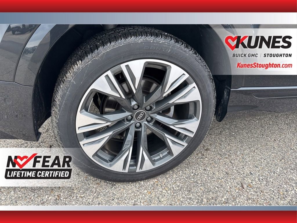 Used 2024 Audi Q8 Premium Plus w/ Premium Plus Package image 14
