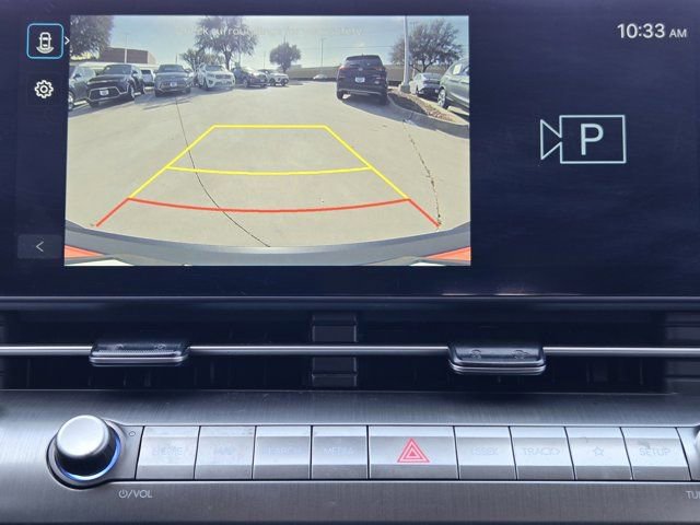 Certified 2025 Hyundai Kona SEL image 17