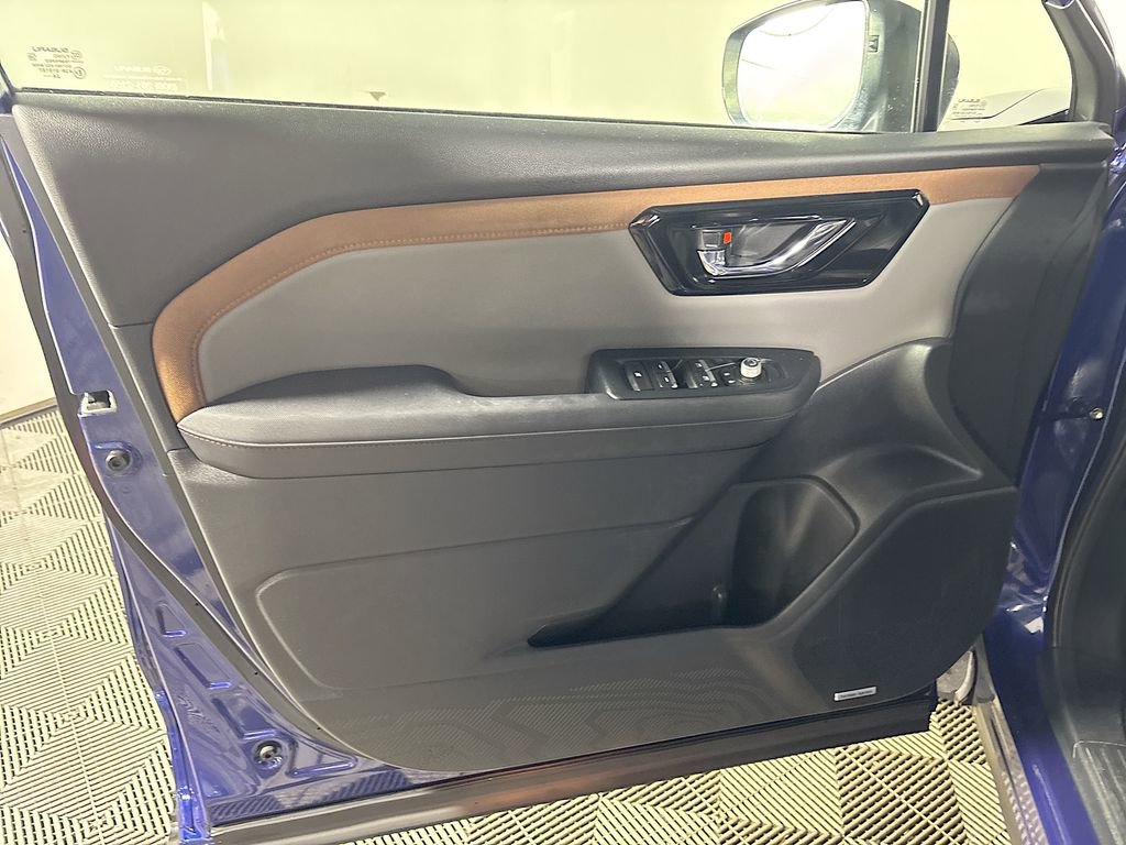 Certified 2025 Subaru Forester Sport image 11