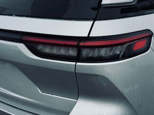 New 2026 Jeep Grand Cherokee Altitude image 6