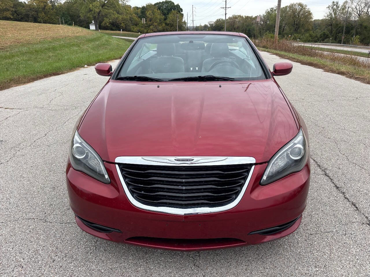 Used 2012 Chrysler 200 S image 3