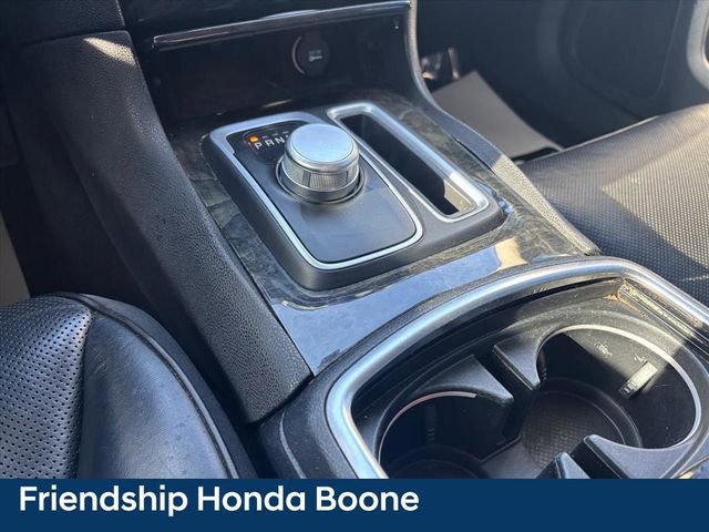 Used 2018 Chrysler 300 Limited image 20