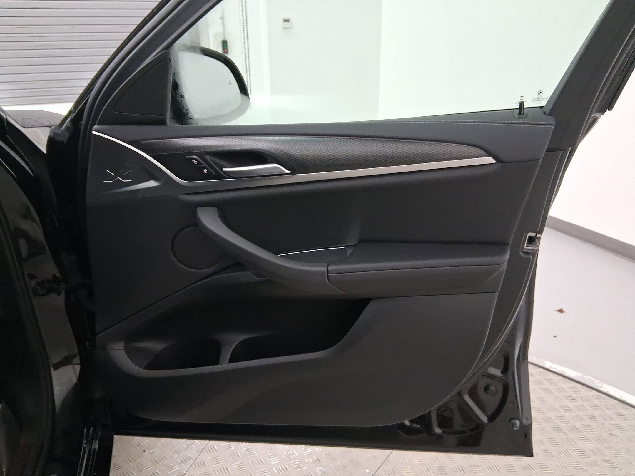 Certified 2023 BMW X4 M40i image 32