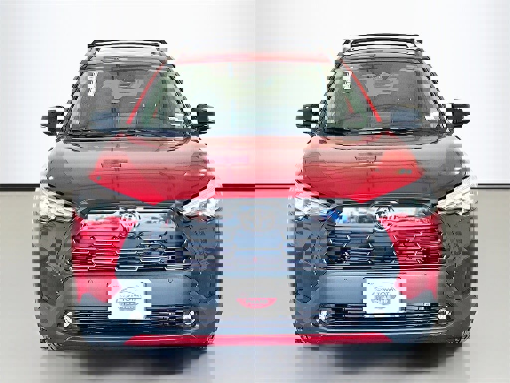 New 2026 Toyota Corolla Cross XLE image 2