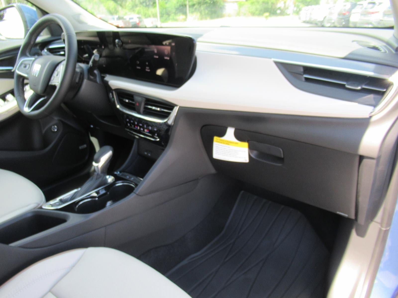 New 2026 Buick Encore GX Avenir w/ Avenir Technology Package FWD image 11