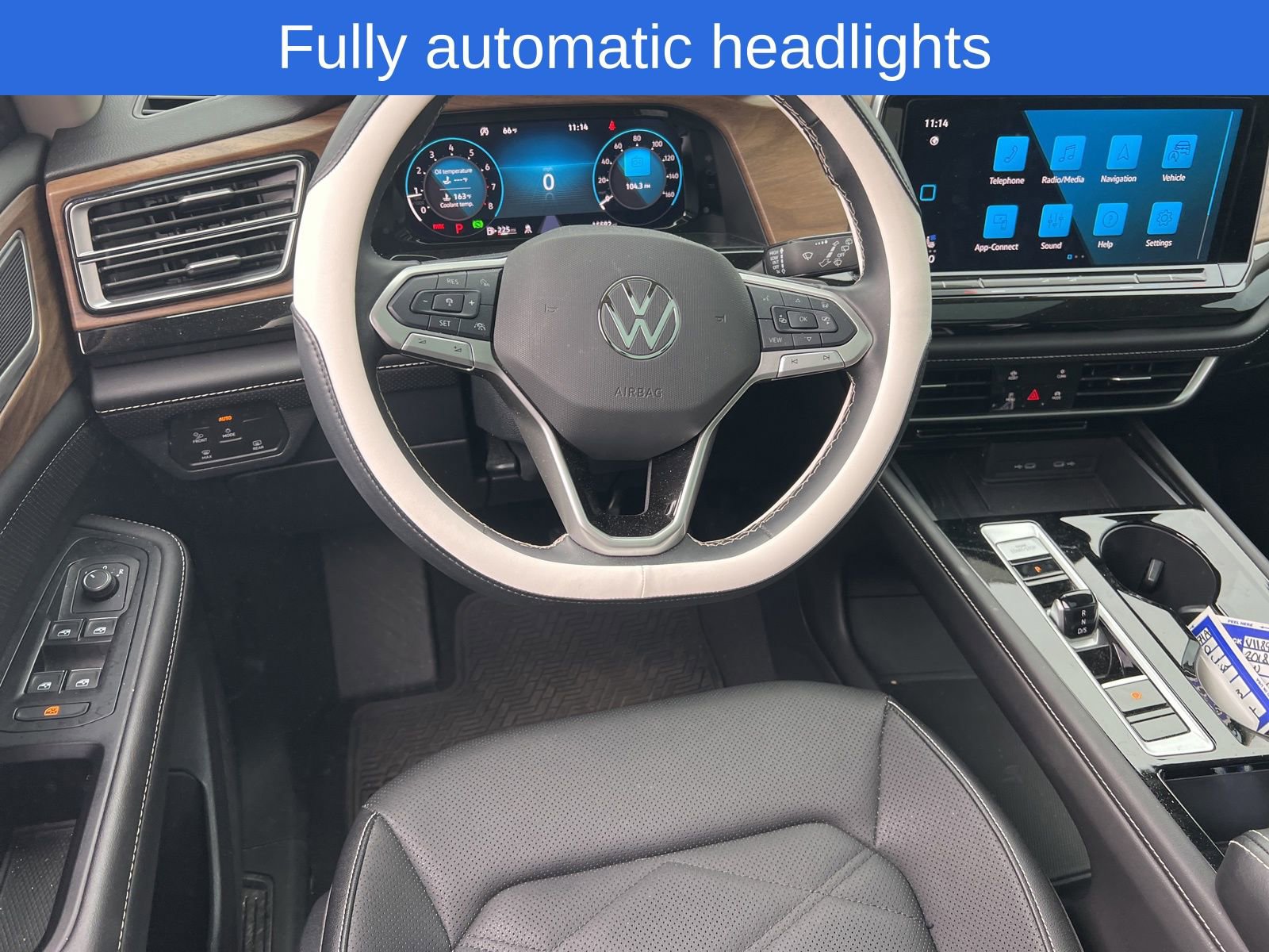 Used 2025 Volkswagen Atlas SE w/ Panoramic Sunroof Package image 15