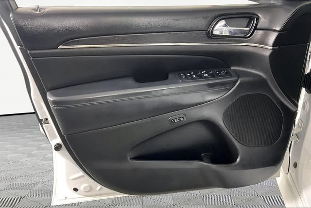 Used 2019 Jeep Grand Cherokee High Altitude AWD/4WD image 19
