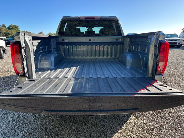 Used 2023 GMC Sierra 1500 Elevation w/ X31 Off-Road Package AWD/4WD image 13