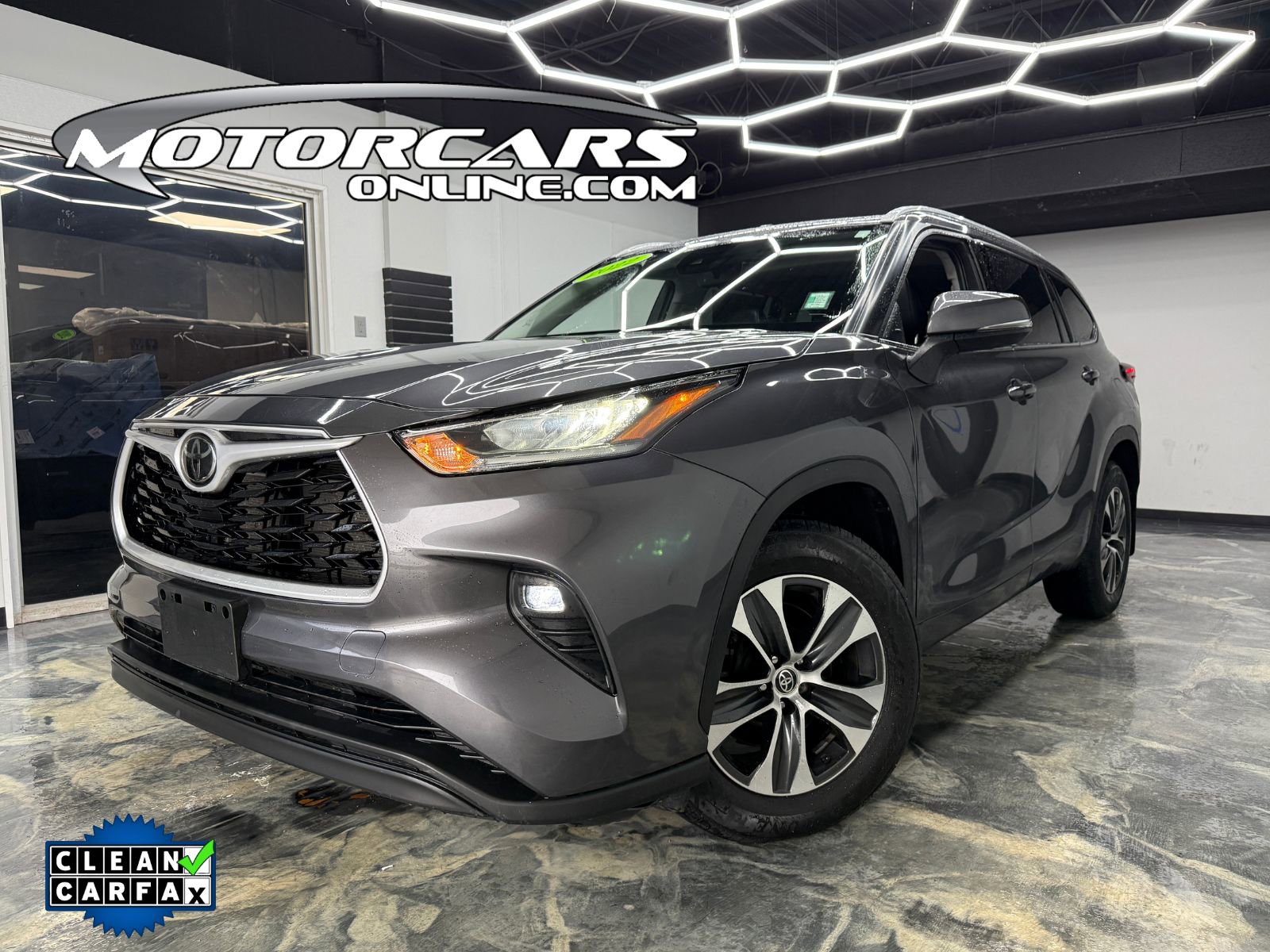 Used 2022 Toyota Highlander XLE