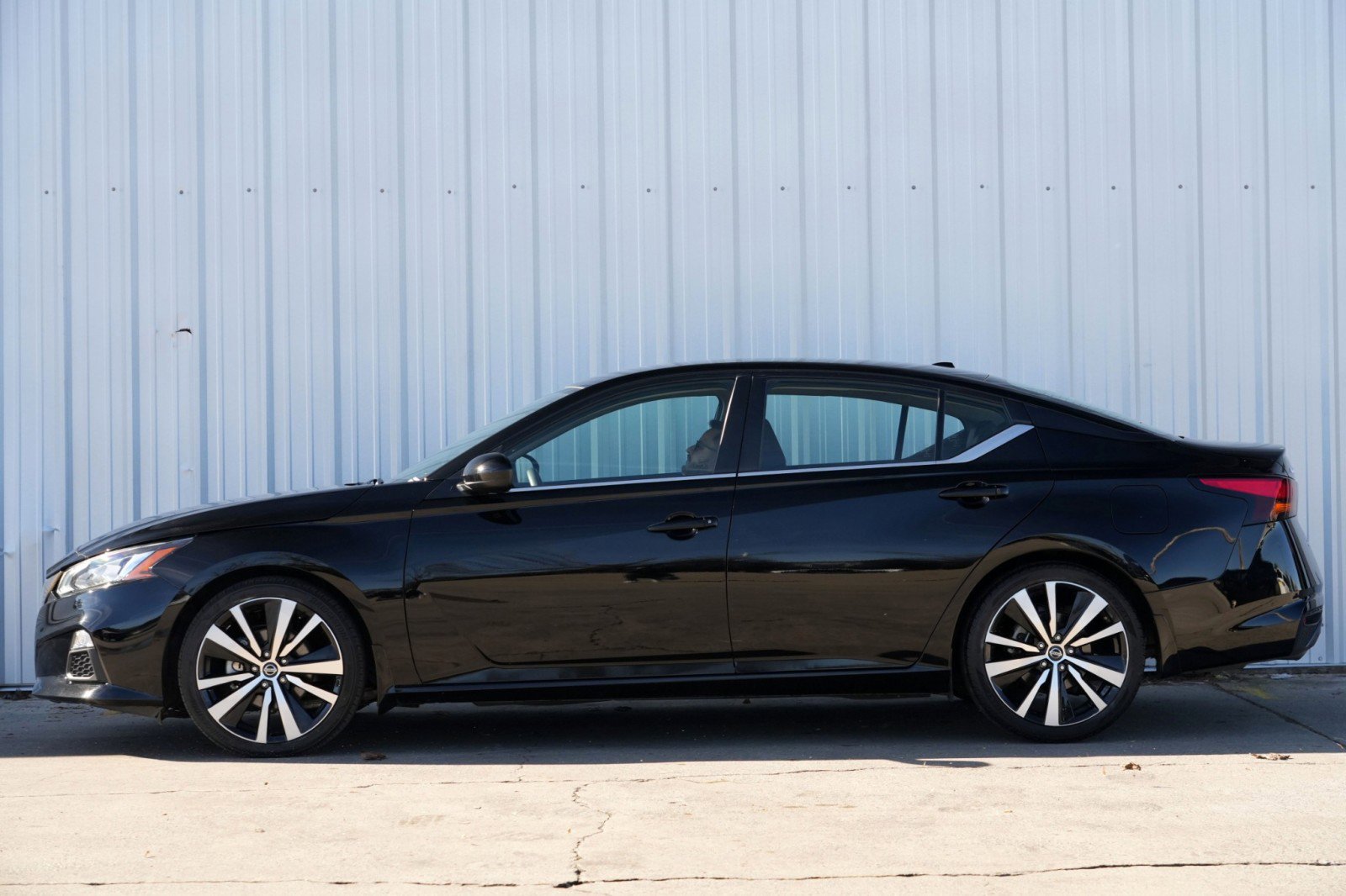 Used 2021 Nissan Altima 2.5 SR image 8