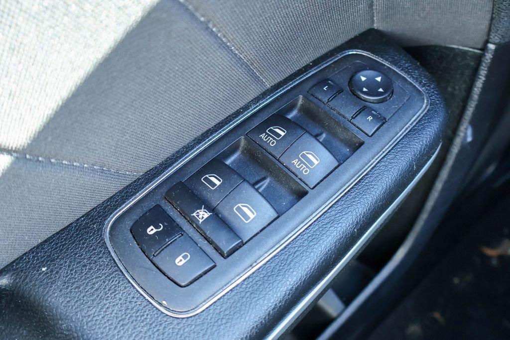 Used 2023 Dodge Charger SXT image 16