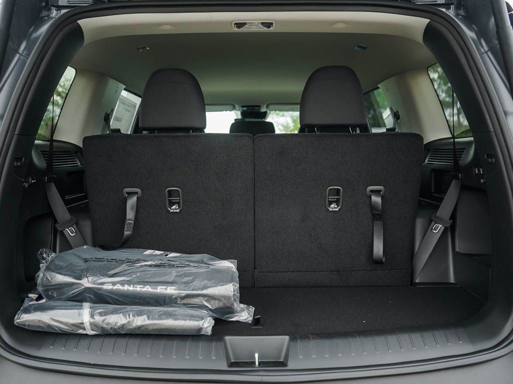 New 2027 Hyundai Santa Fe SE AWD/4WD image 8