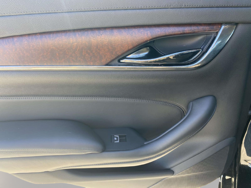 Used 2019 Cadillac CTS Luxury RWD image 12
