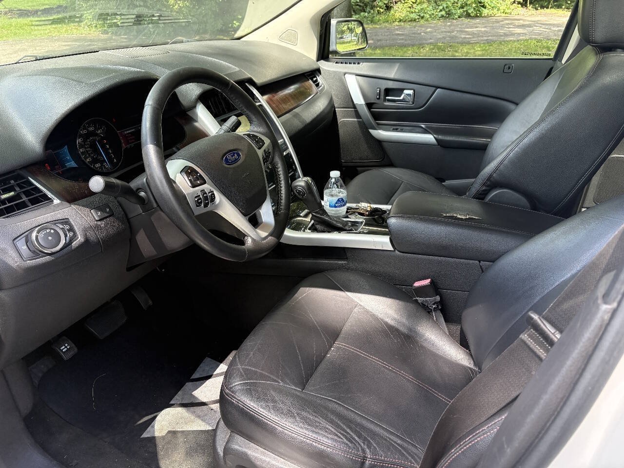 Used 2011 Ford Edge Limited FWD image 18