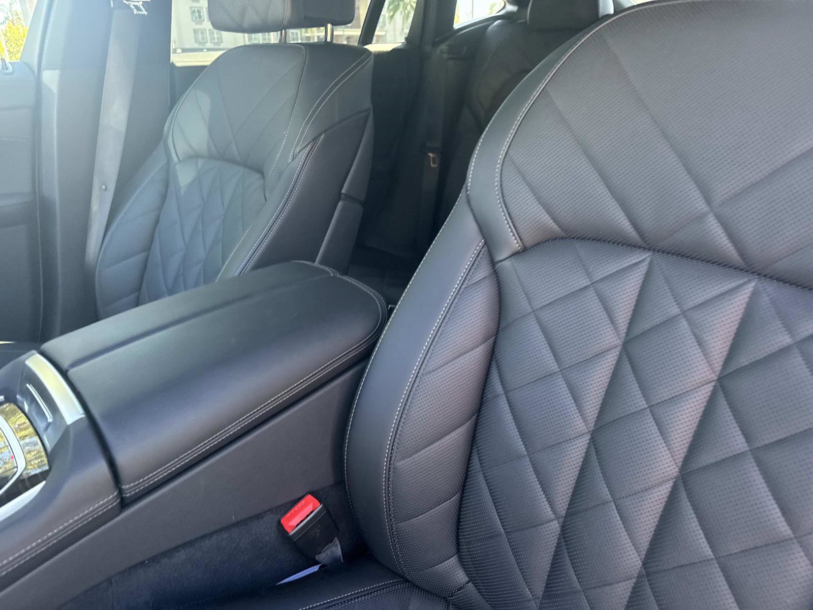 Certified 2025 BMW X6 xDrive40i image 20