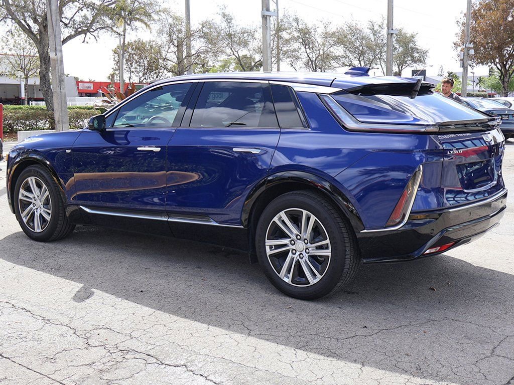 Used 2024 Cadillac Lyriq Tech w/ Driver Assist Package image 10