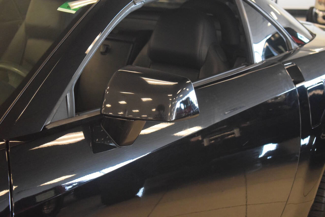 Used 2005 Cadillac XLR Base 2dr Roadster image 36