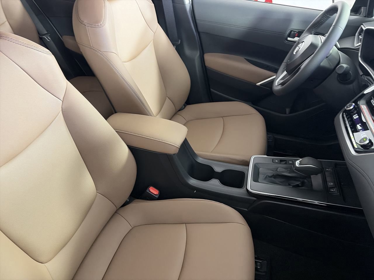 New 2026 Toyota Corolla Cross XLE FWD image 25