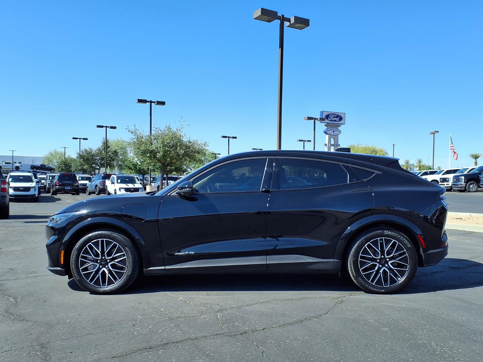 Certified 2025 Ford Mustang Mach-E Premium AWD/4WD image 3