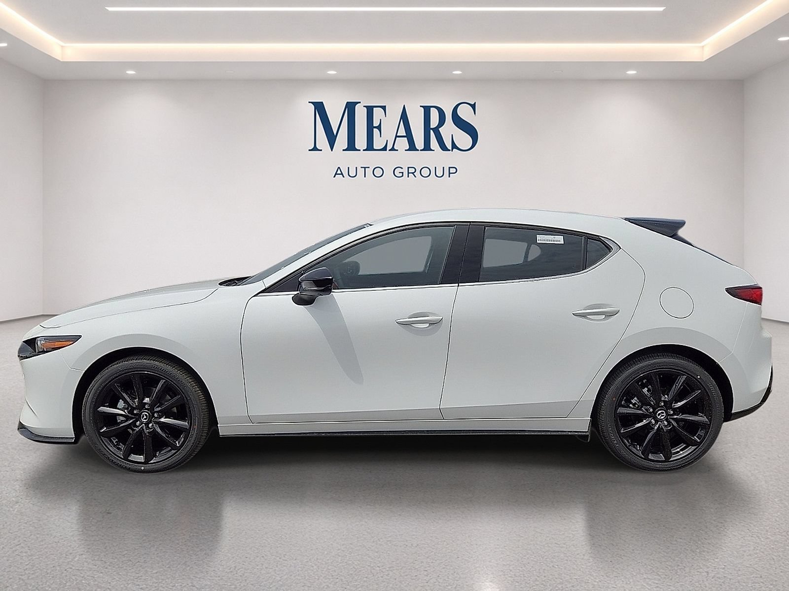 New 2026 MAZDA MAZDA3 Hatchback w/Premium Plus Pkg AWD/4WD image 2