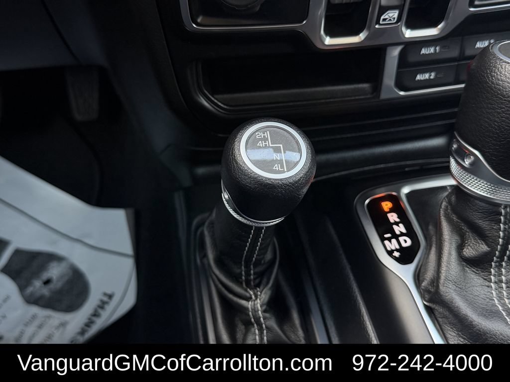 Used 2022 Jeep Wrangler Unlimited Sahara AWD/4WD image 23