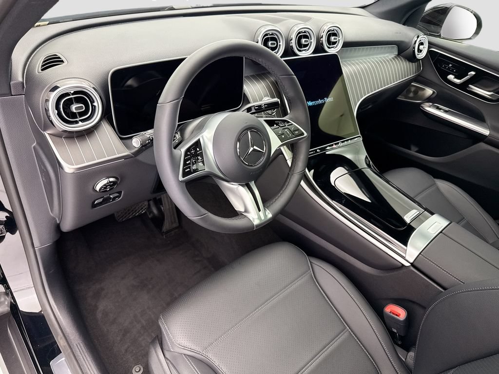 Certified 2026 Mercedes-Benz GLC 300 4MATIC image 9
