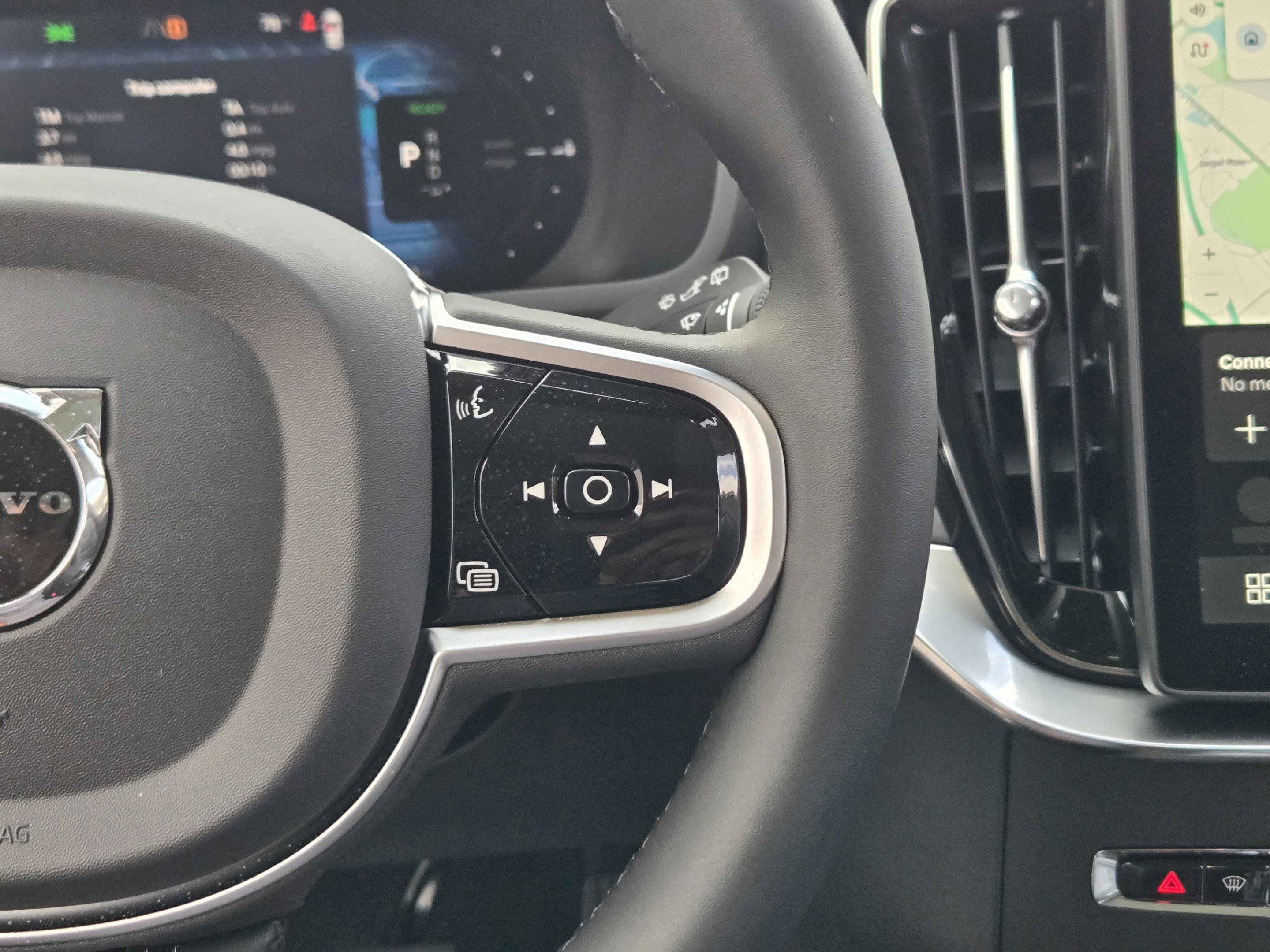 New 2026 Volvo XC90 T8 Ultra w/ Protection Package Premier image 22