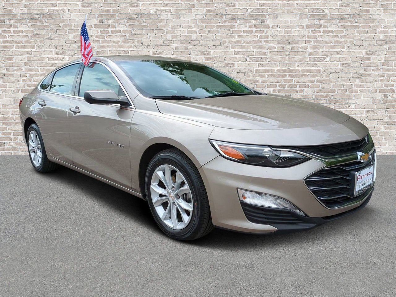 Used 2025 Chevrolet Malibu LT FWD image 1