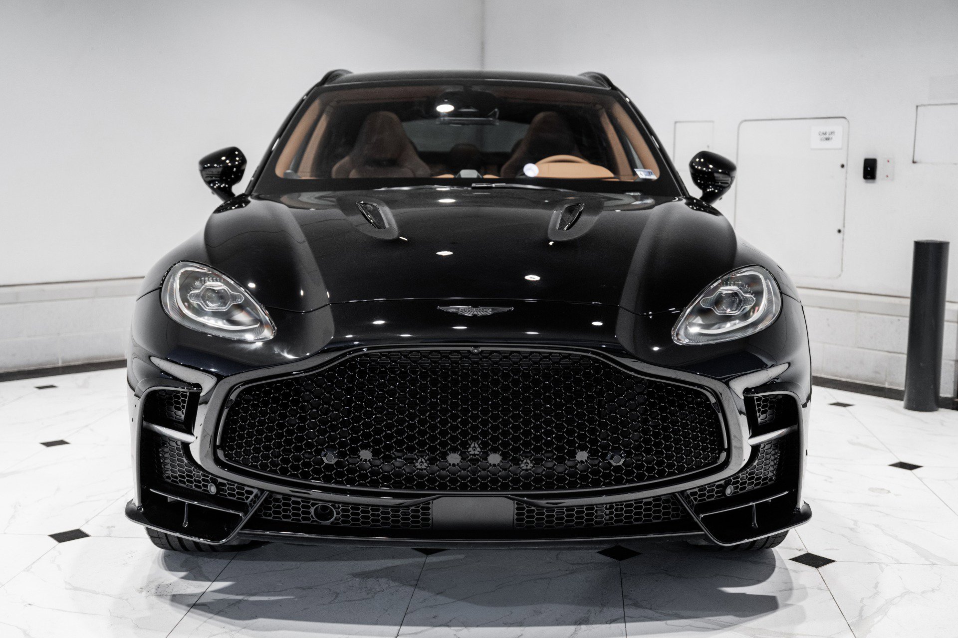 New 2026 Aston Martin DBX S image 7
