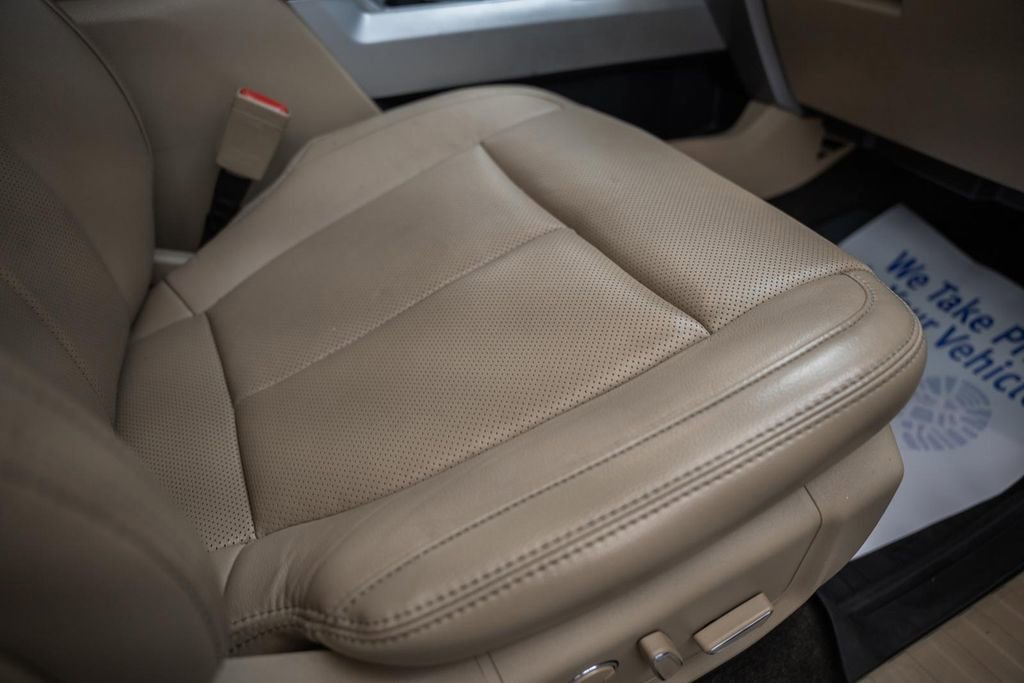 Used 2018 Ford F150 Lariat w/ Equipment Group 502A Luxury image 41