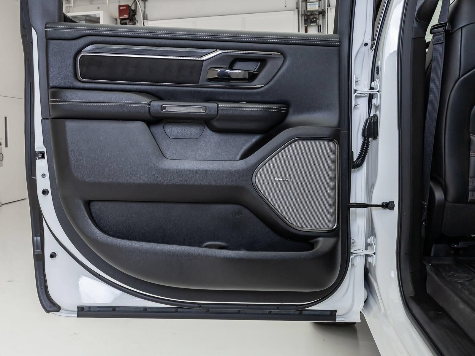 Used 2025 RAM 1500 Rebel w/ Advanced Safety Group II AWD/4WD image 37