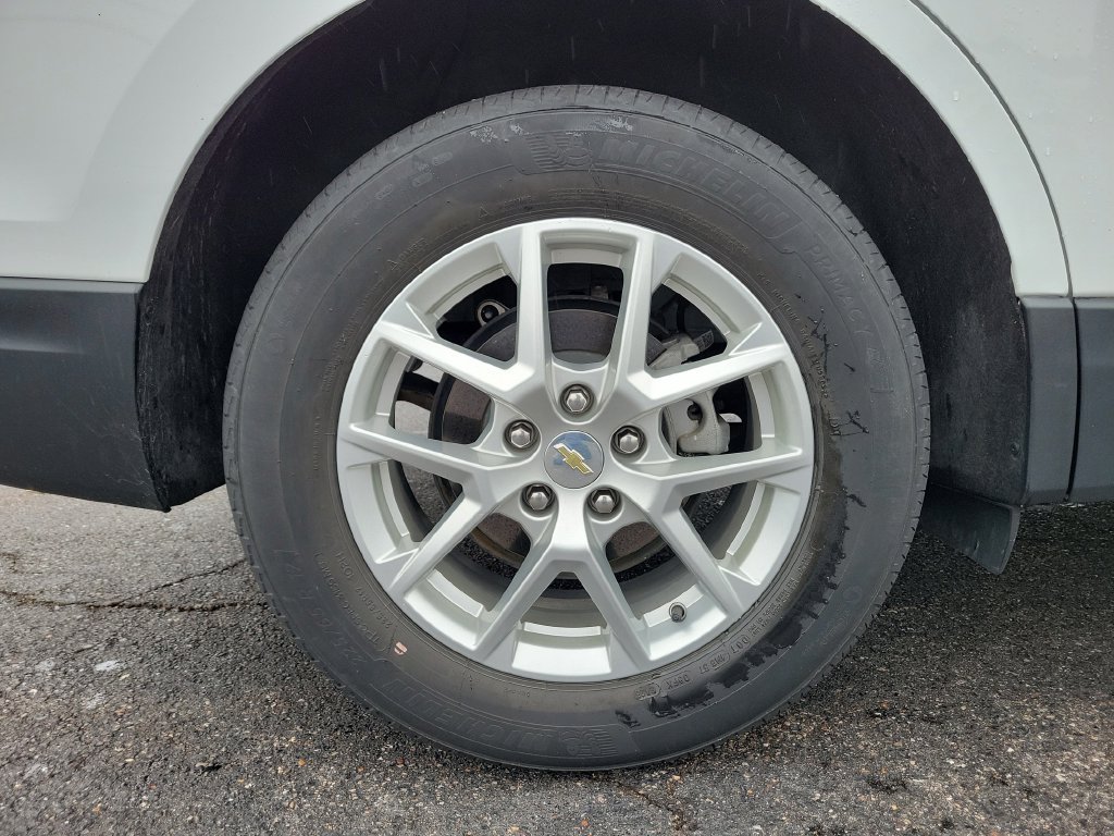 Used 2024 Chevrolet Equinox LT FWD image 8