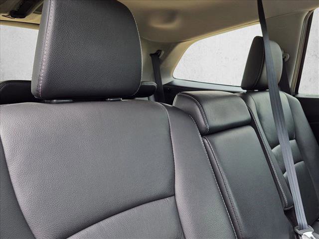 Used 2022 Honda Pilot Special Edition image 16
