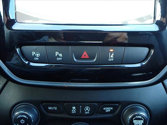 Used 2021 Jeep Cherokee Limited image 20