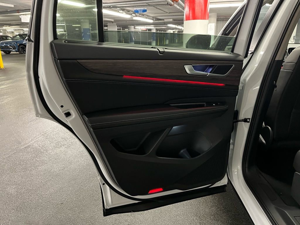 New 2026 Volkswagen Atlas SEL image 22