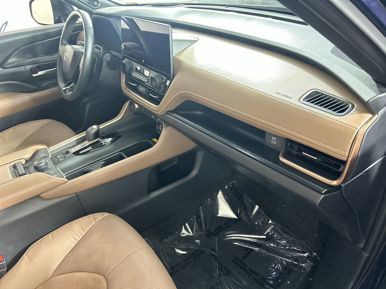 Used 2024 Toyota Grand Highlander AWD Hybrid image 28