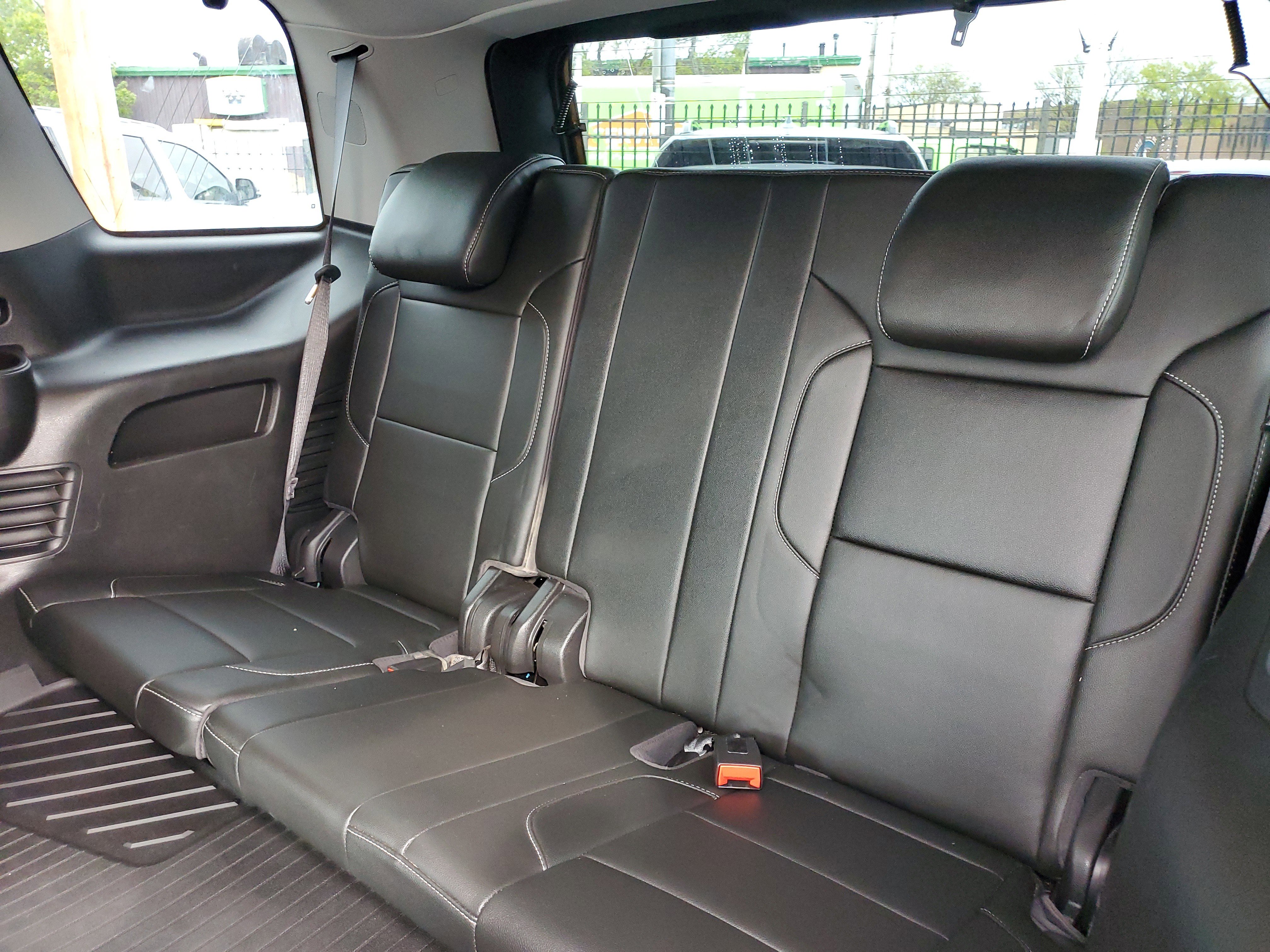 Used 2019 Chevrolet Tahoe LT w/ RST Edition AWD/4WD image 13