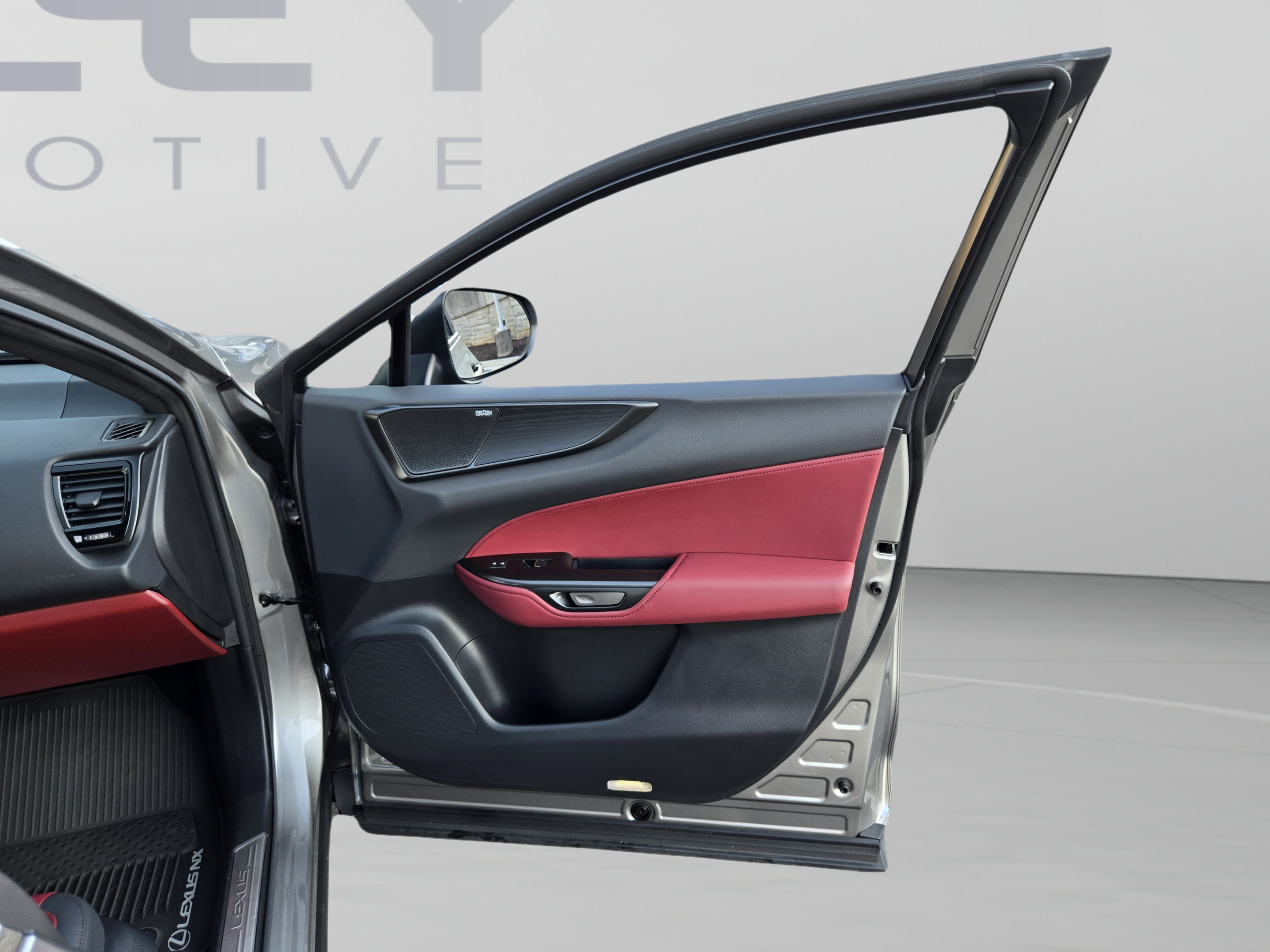 Certified 2025 Lexus NX 350 AWD w/ Accessory Package (2T) image 28