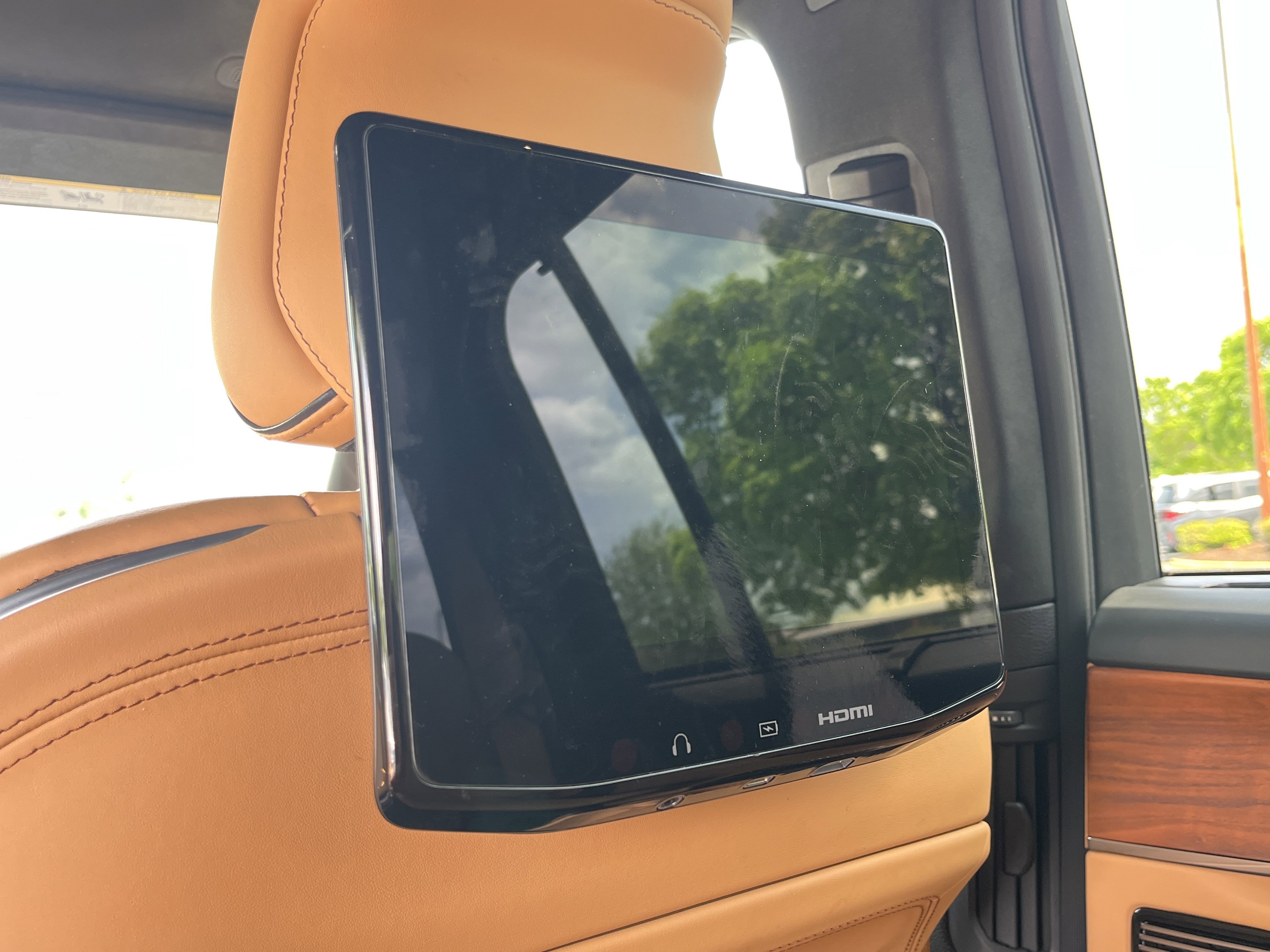 Used 2024 Jeep Grand Cherokee Summit AWD/4WD image 19