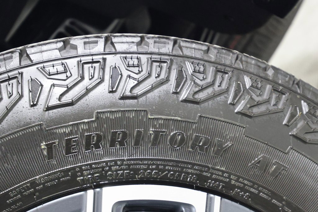 Used 2024 Chevrolet Colorado Z71 w/ Z71 Convenience Package 2 image 44