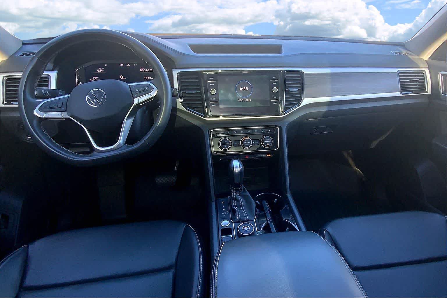 Used 2022 Volkswagen Atlas SE AWD/4WD image 10