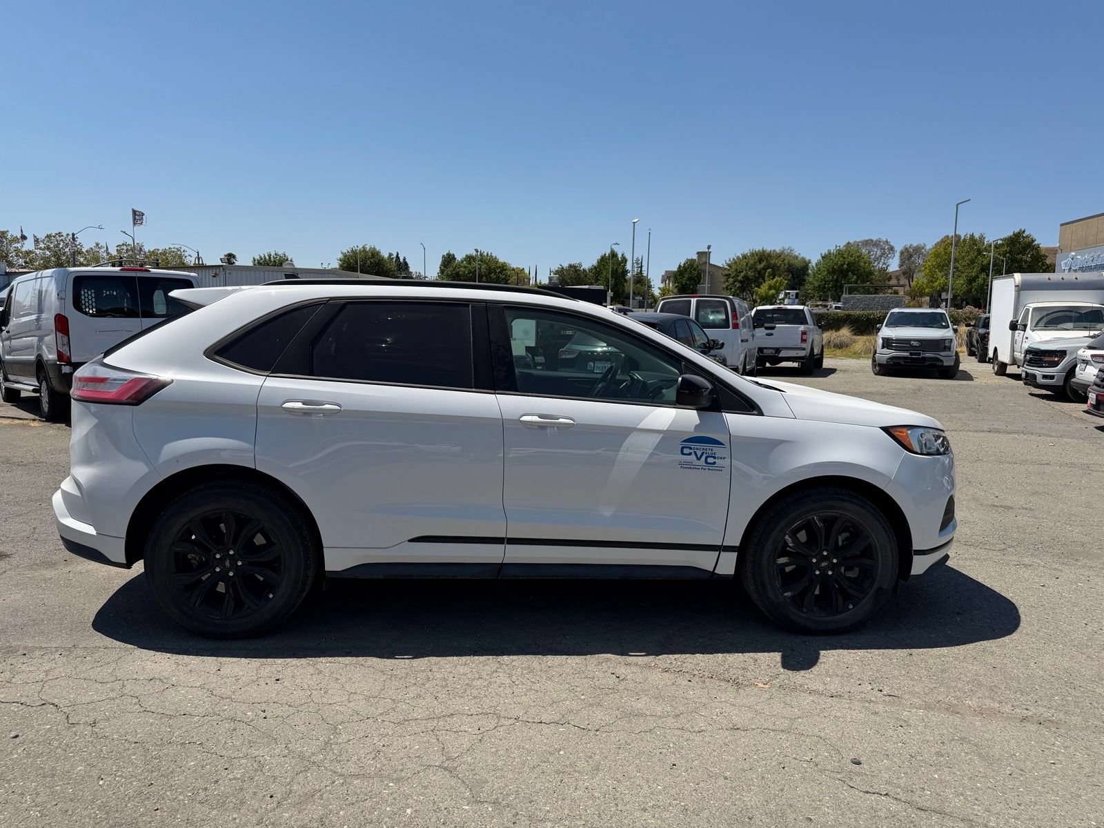 Used 2023 Ford Edge SE w/ Black Appearance Package AWD/4WD image 6