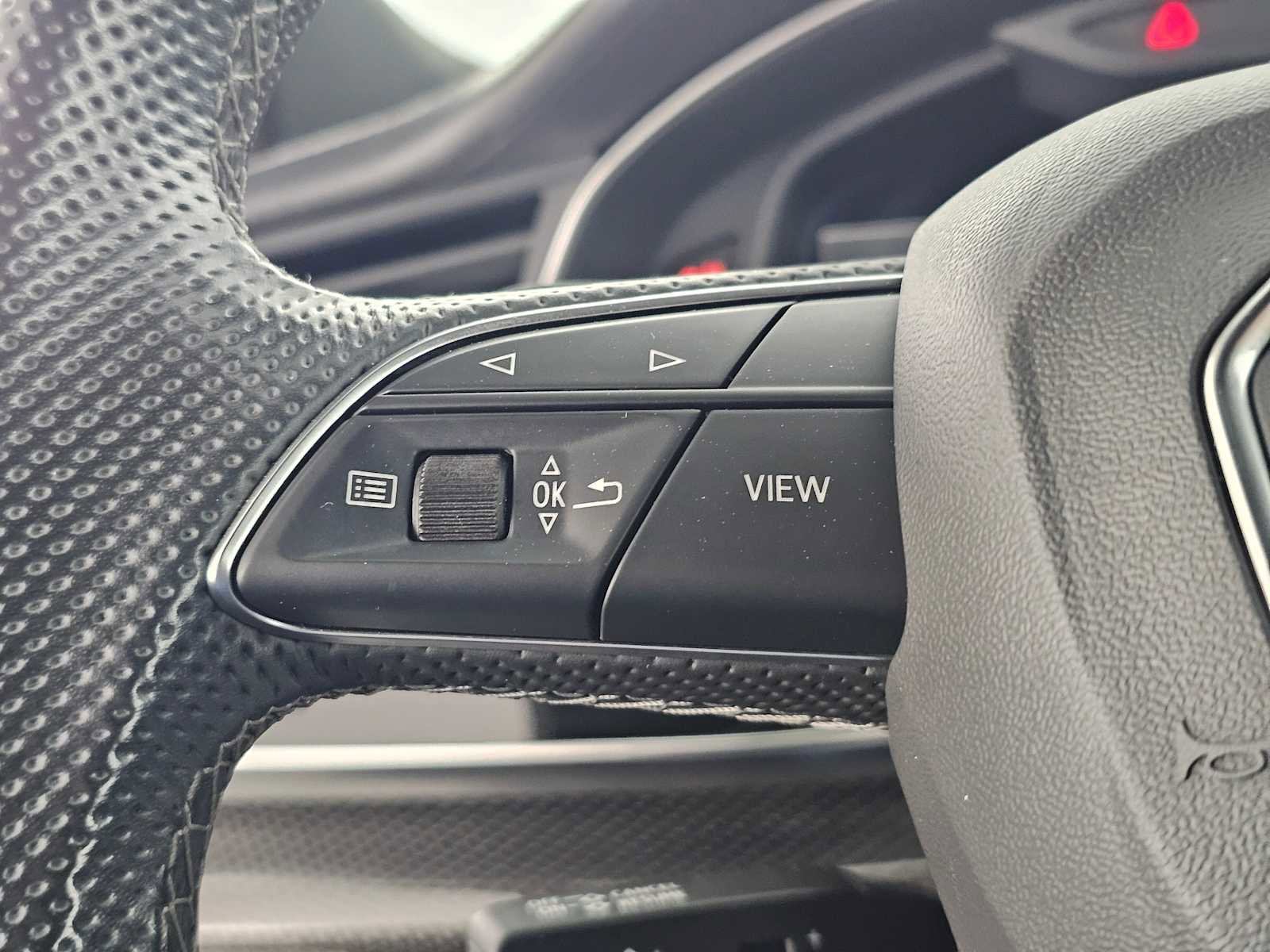 Used 2021 Audi SQ8 Premium Plus w/ SQ8 Black Optic Package image 27