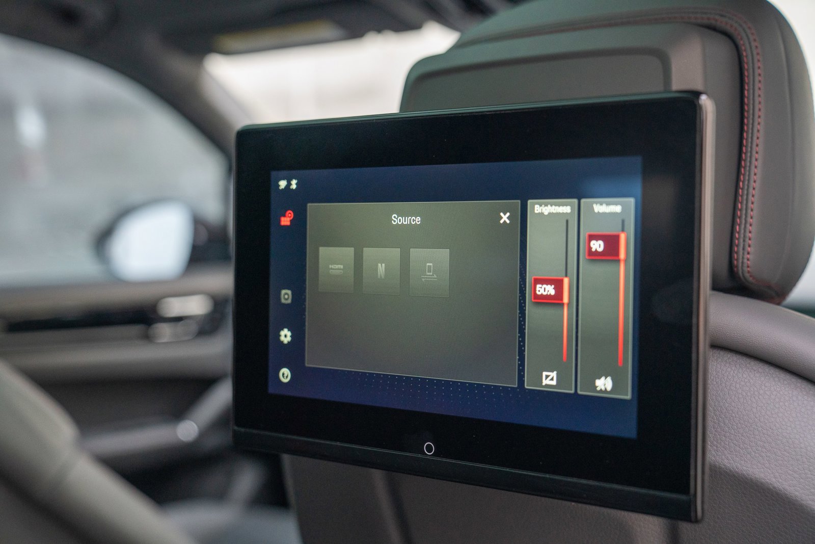 Used 2023 Porsche Cayenne image 27