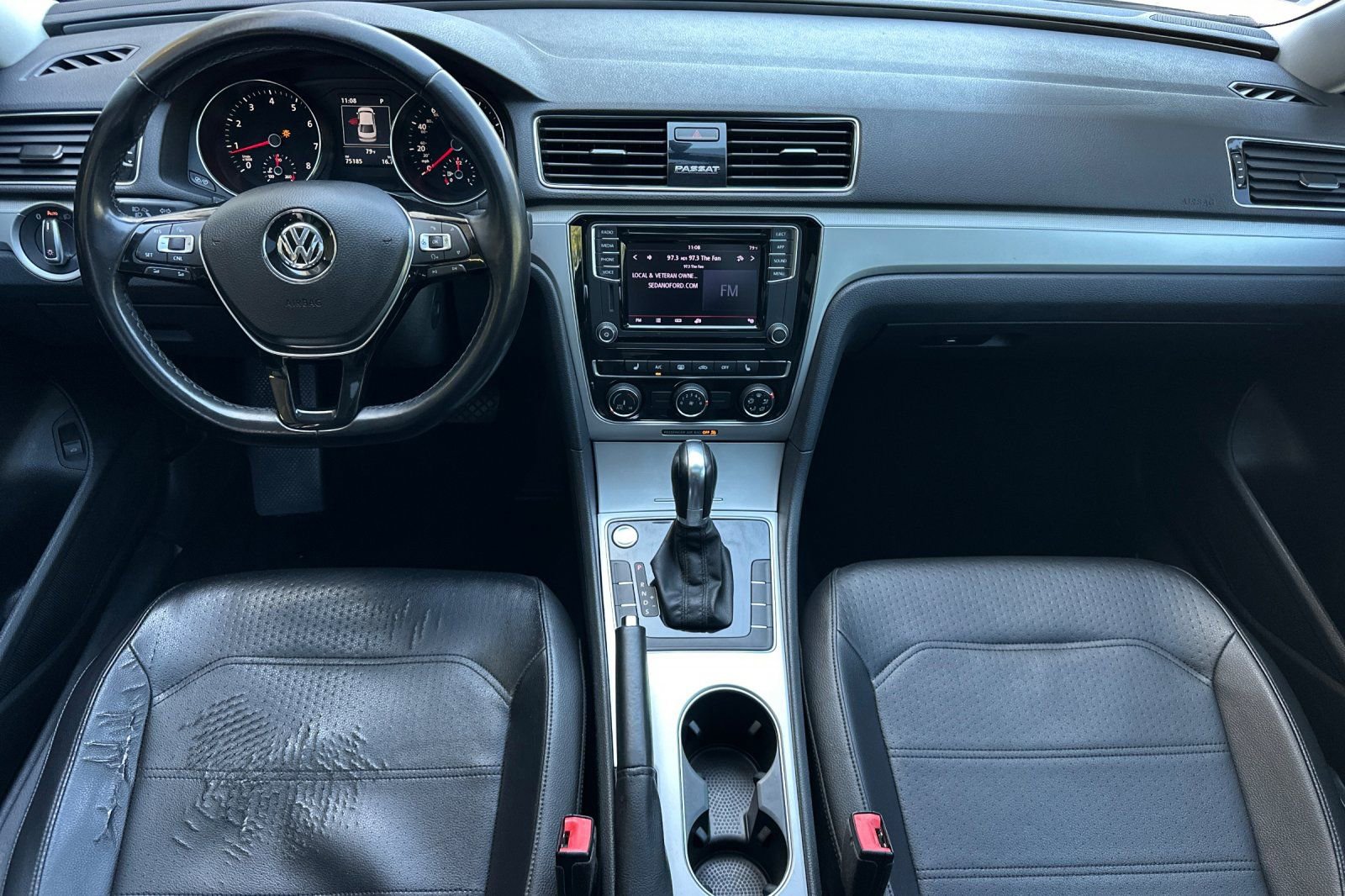 Used 2019 Volkswagen Passat 2.0T Wolfsburg image 13